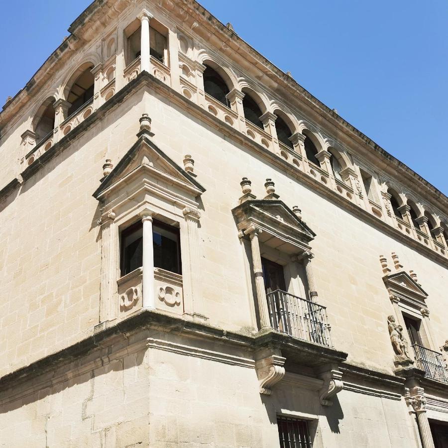 אובדה Apartamentos Tres Llaves Palacio De Vela De Los Cobos מראה חיצוני תמונה